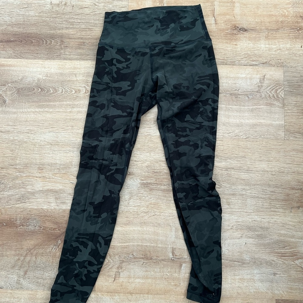 Lululemon Align Pant in Green Camo size 6 (as is)
